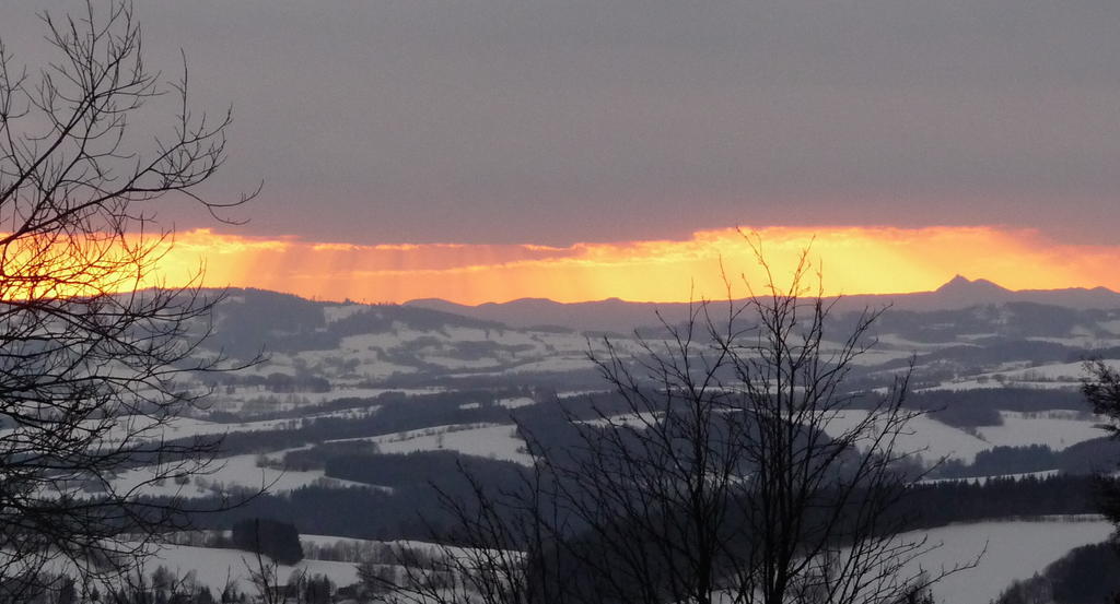 Horská Chata Hříbek Benecko Esterno foto